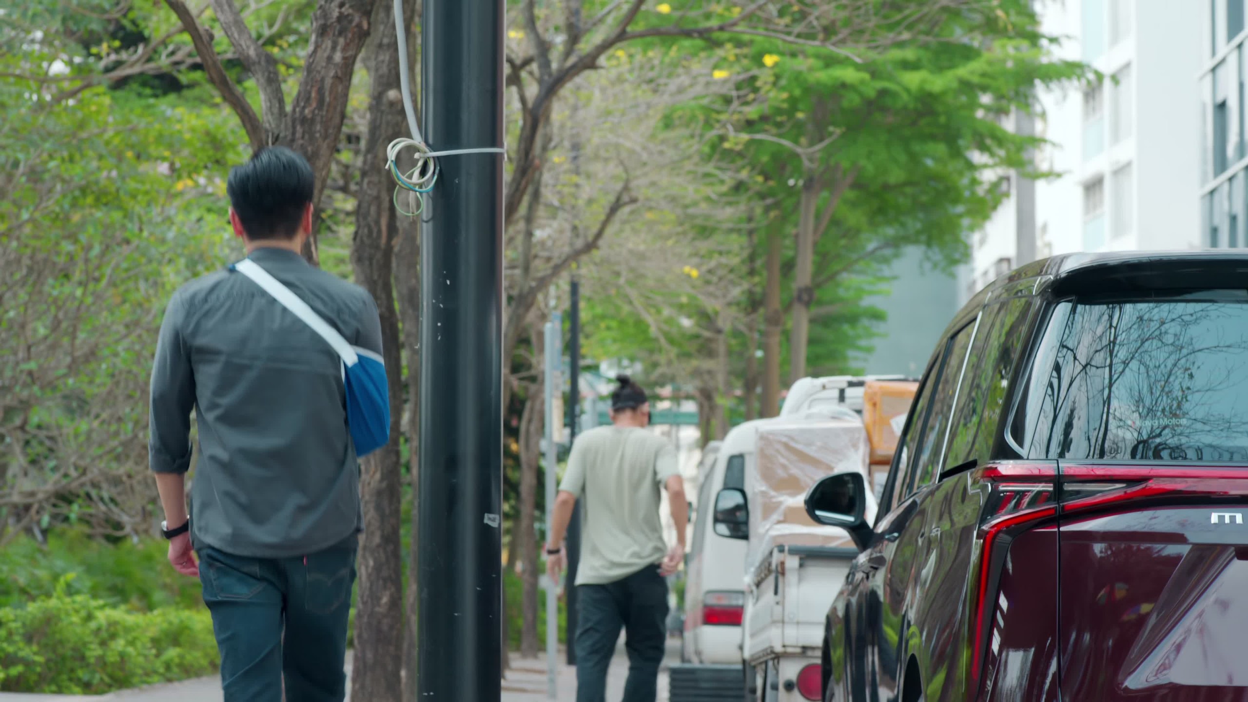 【港剧】《执法者们》(2025)【E01-E04】【主演: 陈豪/马国明】【4K/去片尾】【1.1G/集】【中文字幕】