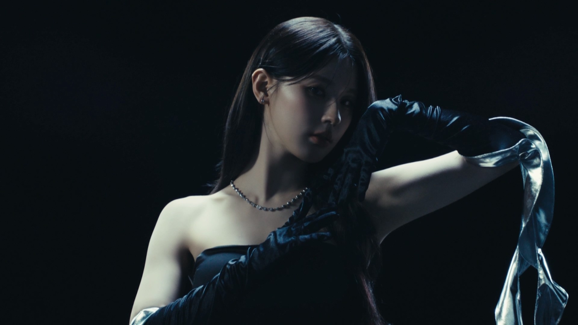 韩国歌手《(G)I-DLE 世界巡回演唱会》共两场合集 蓝光原盘+ REMUX【282.5G】